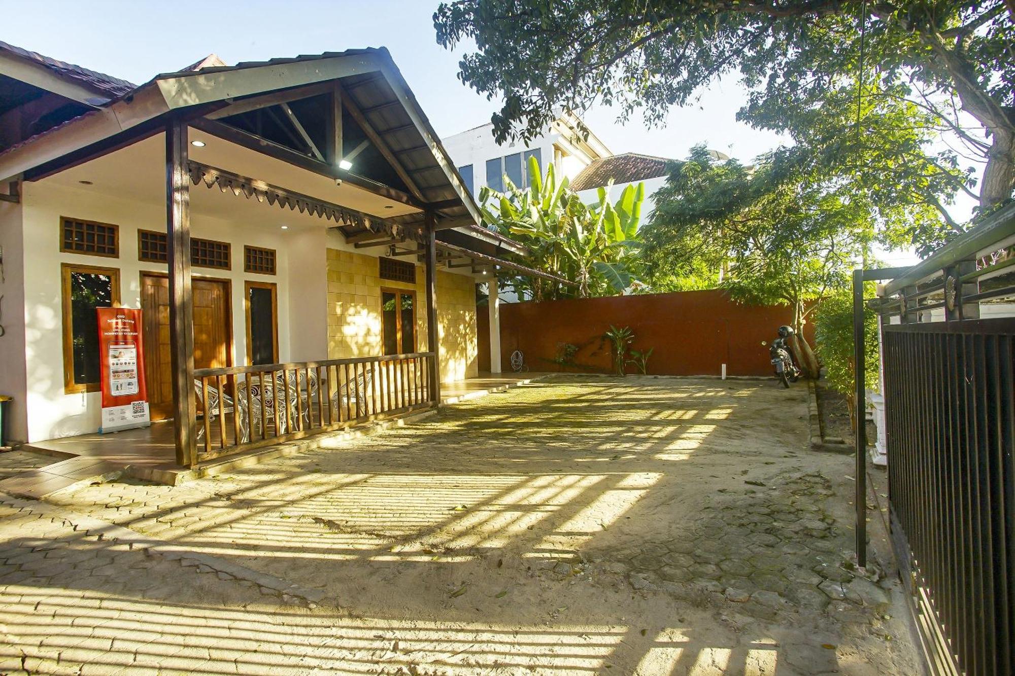 Super Oyo 91055 Homestay Syariah Bandar Lampung Exterior photo